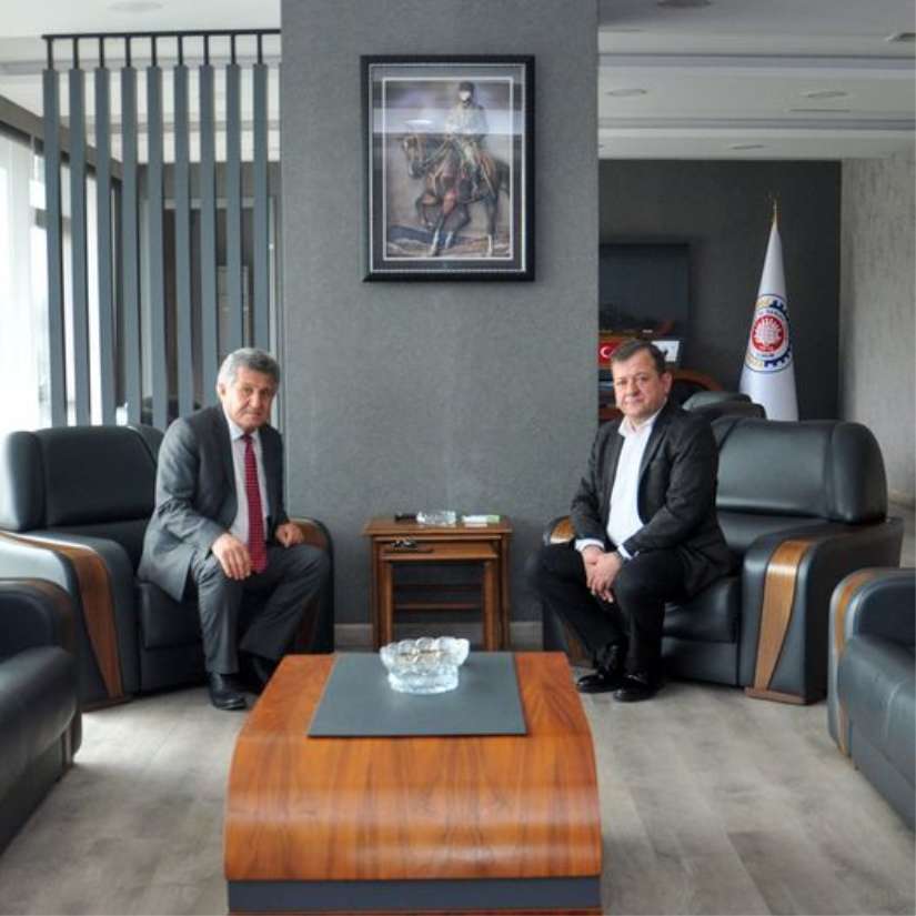 CHP Çorum Milletvekili Aday Adayı Av. Sadık Eral'a, Yönetim Kurulu Başkanımız Çetin Başaranhıncal'a yapmış olduğu ziyaret için teşekkür ederiz.