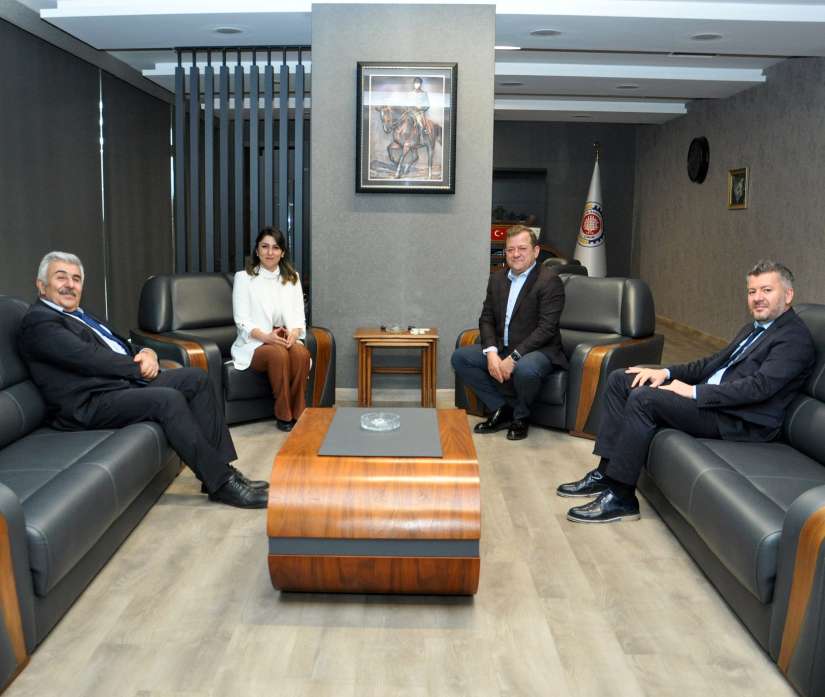 CHP Çorum Milletvekili Aday Adayı Burçin Solmaz Polat'a, Yönetim Kurulu Başkanımız Çetin Başaranhıncal'a yapmış olduğu ziyaret için teşekkür ederiz.