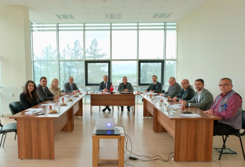 TEKNOKENT Yönetim Kurulu toplantısı Hitit Üniversitesi Rektörü Prof. Dr. Ali Osman Öztürk başkanlığında gerçekleştirildi.