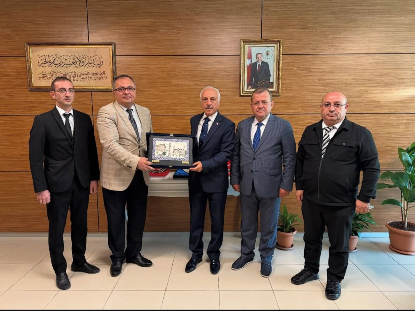 Çevre Şehircilik ve İklim Değişikliği Bakanlığı Bakan Müşaviri Zeki Gül'e Ziyaret
