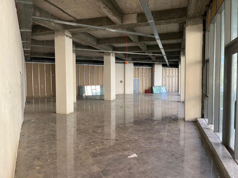 Odamızın alt katında bulunan 400m2 restoran alanı, teklif yoluyla kiraya verilecektir.