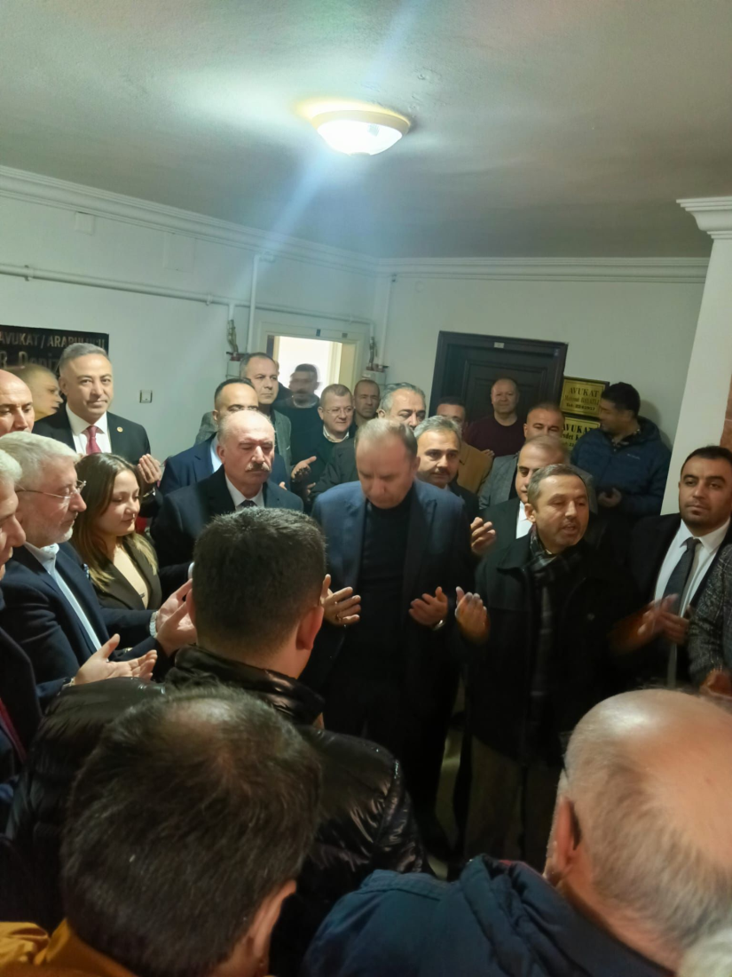 Klinik Psikolog İrem Karaoğlu’nun sahibi olduğu kliniğin açılış töreni