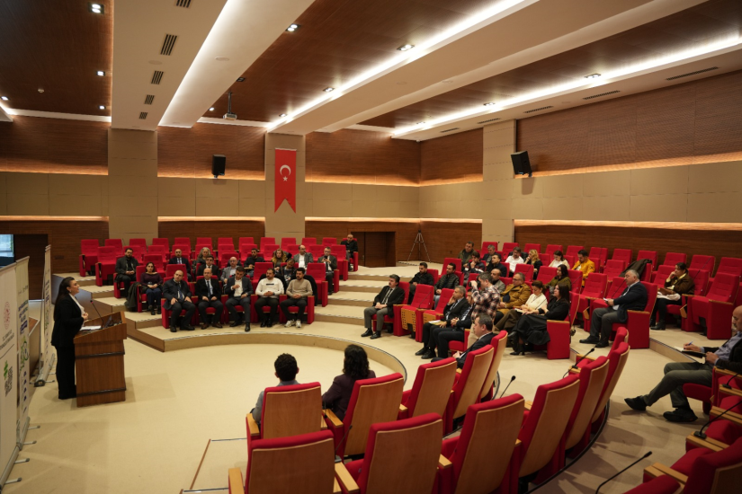 Türkiye Sosyal Kapsayıcı Yeşil Geçiş Projesi (SoGreen) kapsamında sunulan Geri Ödemeli Finansman Desteği Programı ile Yerel Kalkınma Hamlesi Teşvik Programı Bilgilendirme Toplantısı